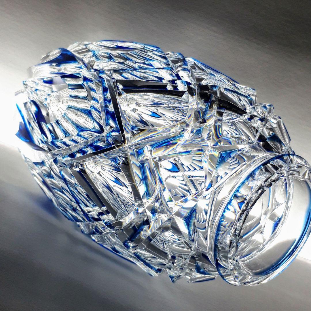 日本工芸会正会員 渡邊 明 作品 切子 藍色被せ 花瓶 【入手困難品】