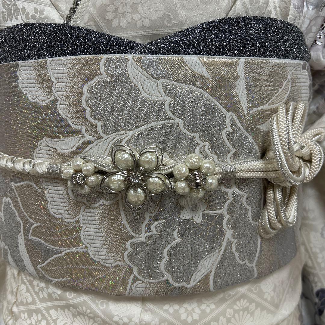 白地 上品な牡丹に木蓮の振袖フルセット