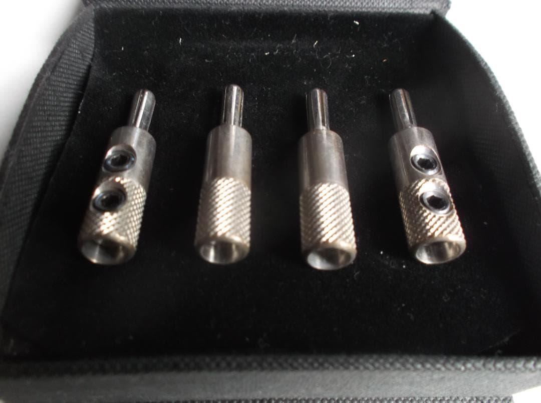 オヤイデOYAIDE SRBNバナナプラグ 未使用箱付き 4個組