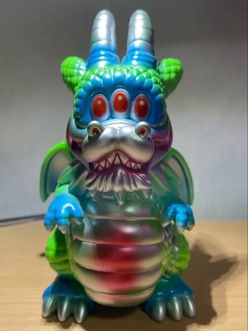 カームドラゴン アートジャンキー ソフビ