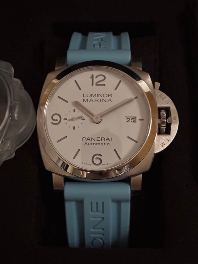 PANERAI ルミノールマリーナ 純正ラバーベルト ライトブルー 24mm