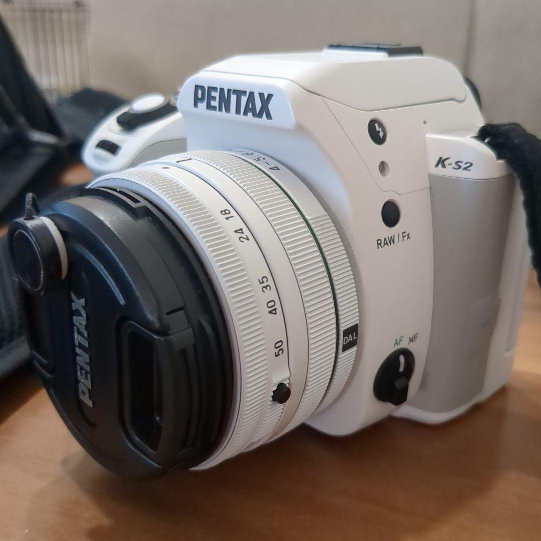 望遠レンズ /デジタル一眼レフカメラ/ Canon EF75-300 Ⅲ USM