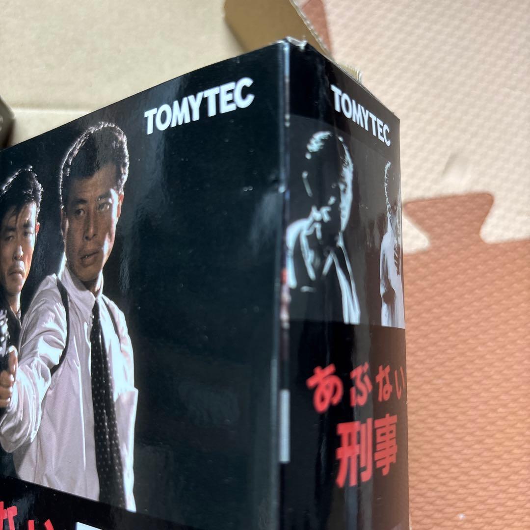 トミカリミテッド　あぶない刑事　セドリック グロリア 2台セット