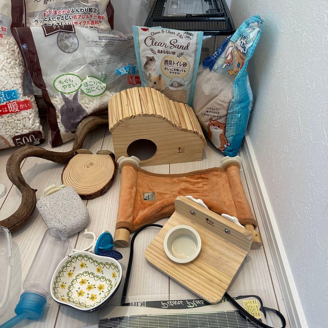 飼育用品一式】アクリル小動物ケージ 回し車 20点ほど！