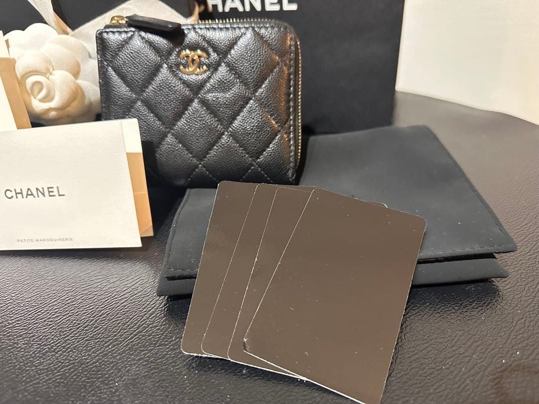 CHANEL L字コンパクト財布