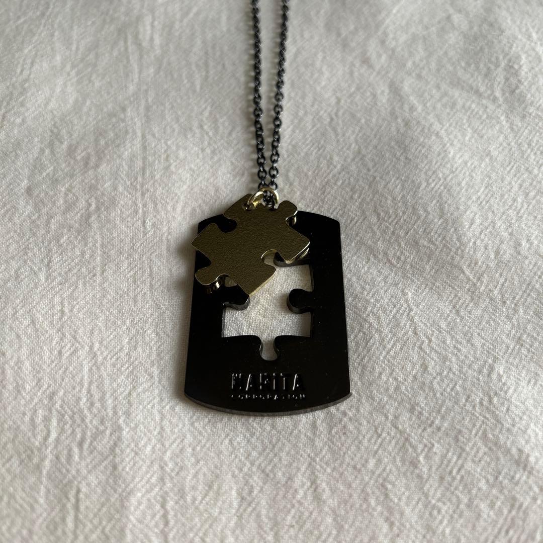 成田昭次 パズルネックレス タレントグッズ