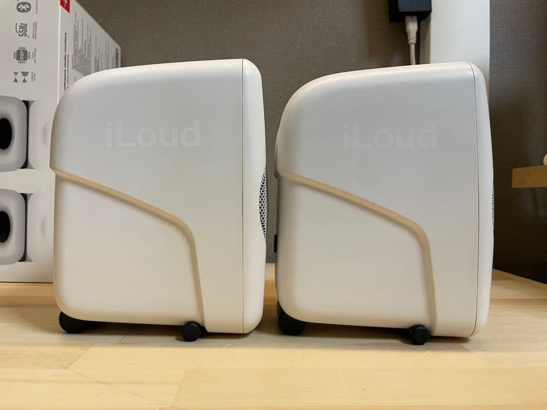 iLoud Micro Monitor ホワイト