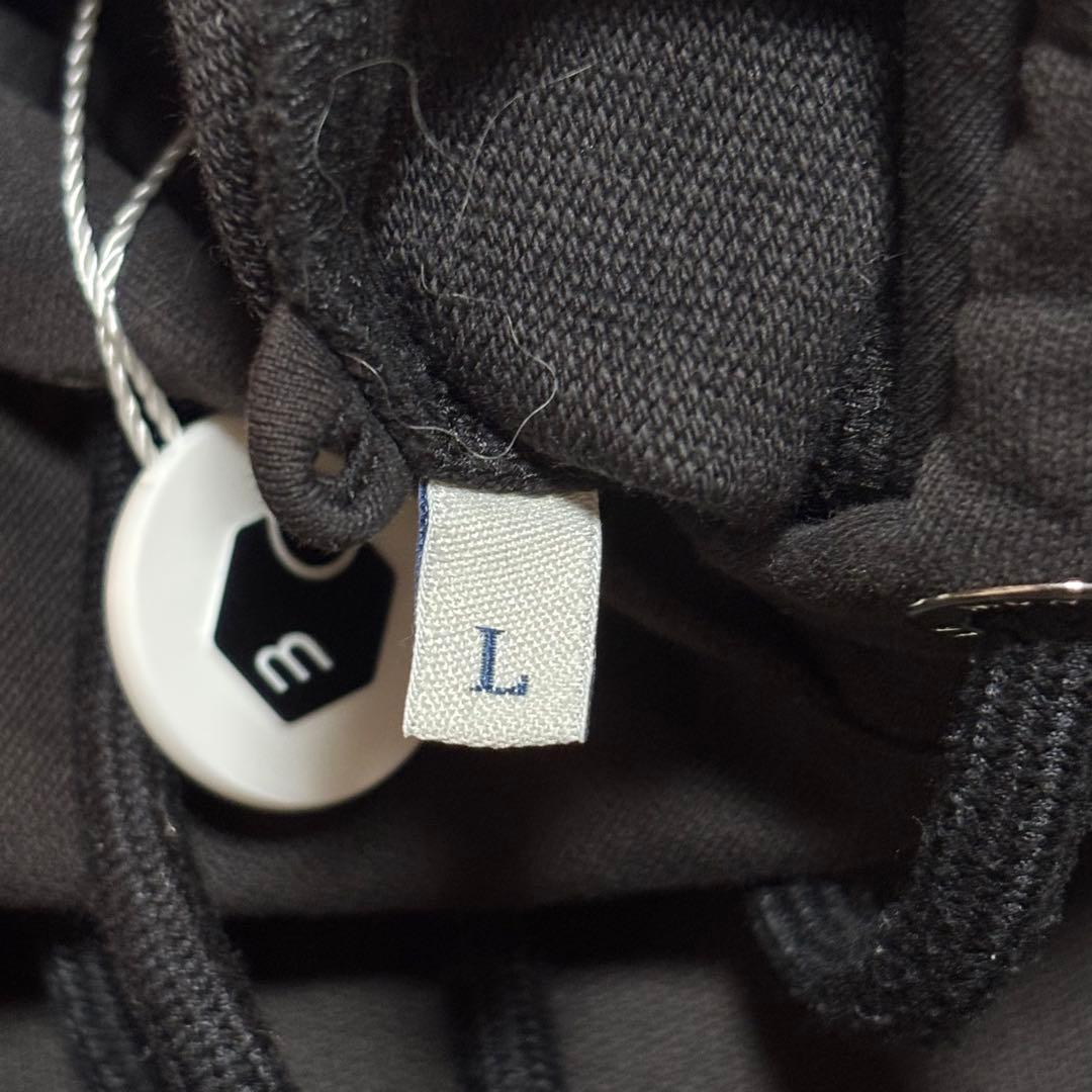 【鑑定済】モンクレール　パーカー　ブラック　Lサイズ