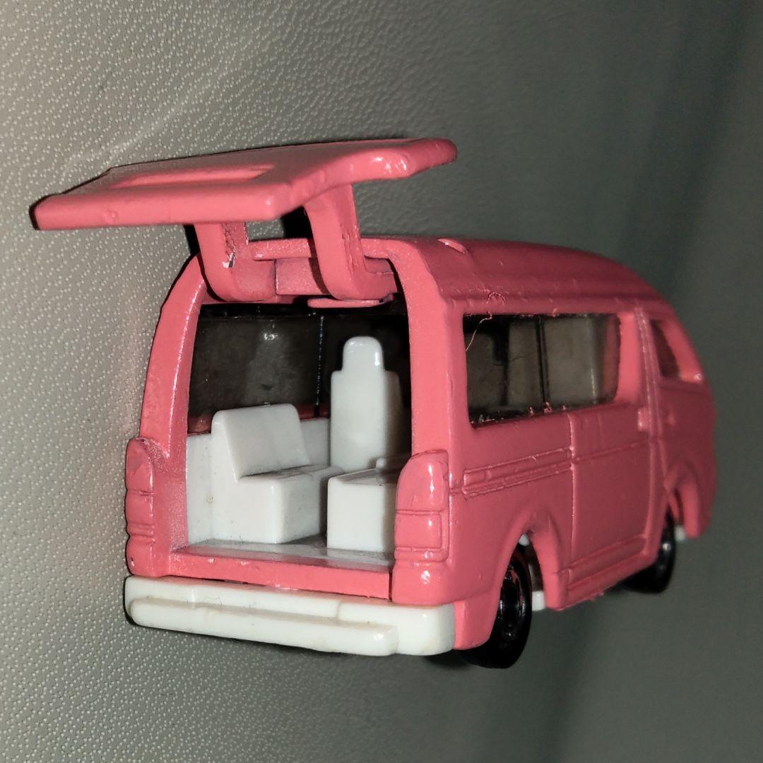☆商談中☆4602 分解トミカ 2006年 トヨタハイエース 1/64 ミニカー