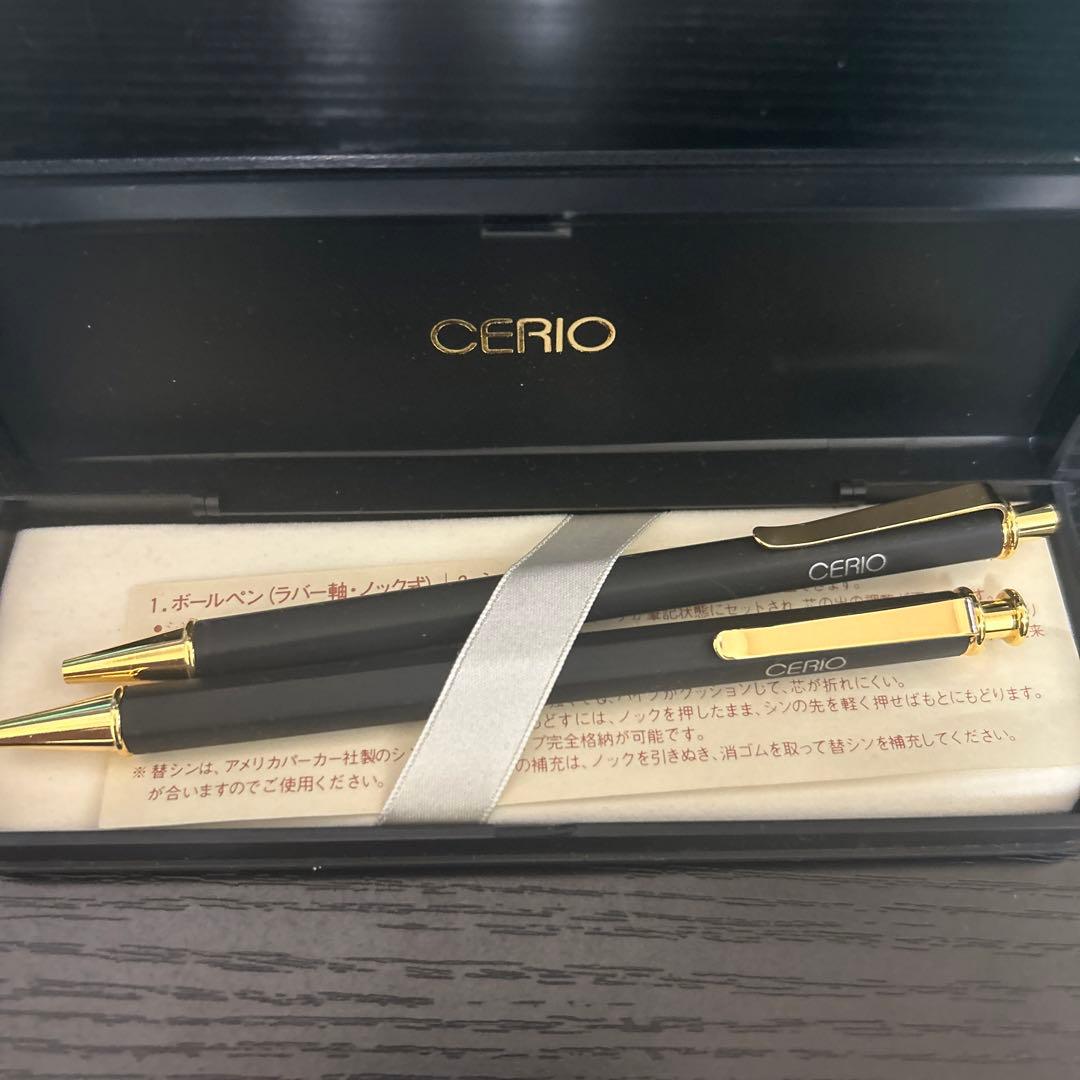 新品♡オジャガデザイン× クリィミーマミ♡キャップ付きペンカバー