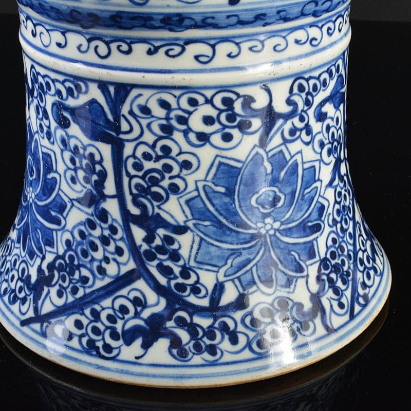 中国 青花纏枝花連卉文 尊式瓶 V R6155B