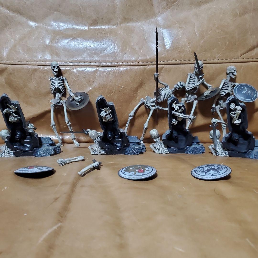 リボルテック　骸骨剣士　４体セット