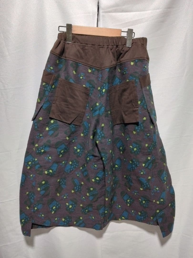 センソユニコ　あん吉　ガウチョパンツ　パンツ ブラウン・青・緑模様