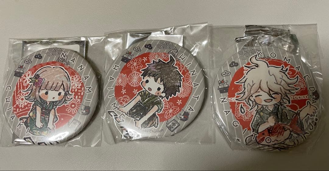 ダンガンロンパ グラフアート お正月 缶バッジ 日向創 狛枝凪斗 七海千秋