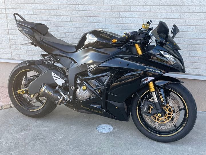Kawasaki ZX-6R 2013年式 カスタム多数 節約