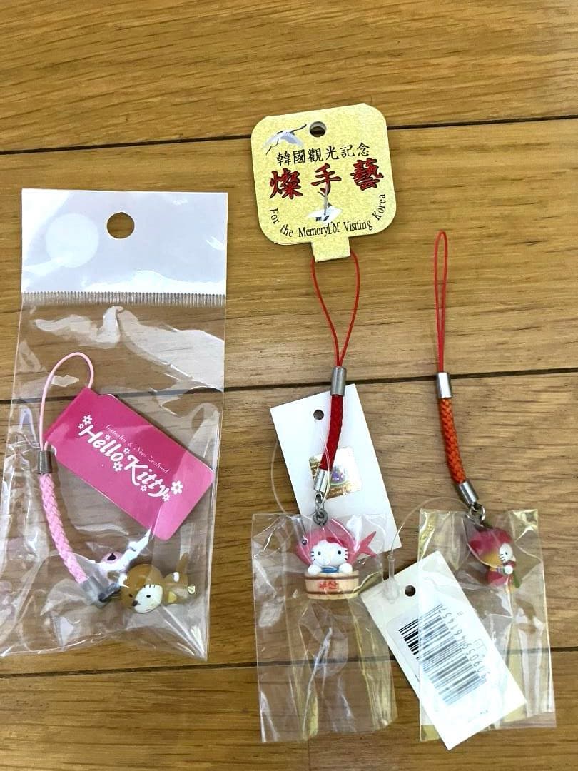 い*つ様 ハローキティ　ご当地限定　149個　根付け　ファスナーマスコット　スト