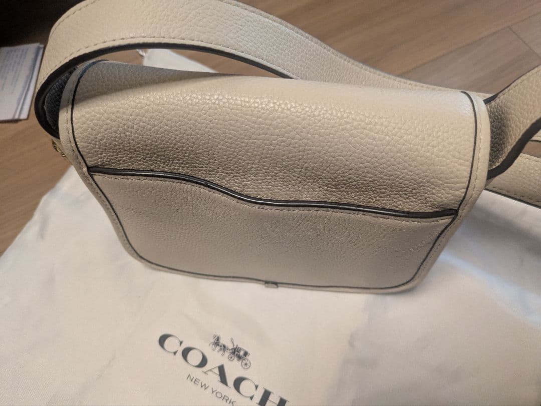 【週末限】COACH TABBY MESSENGER19 ホワイト