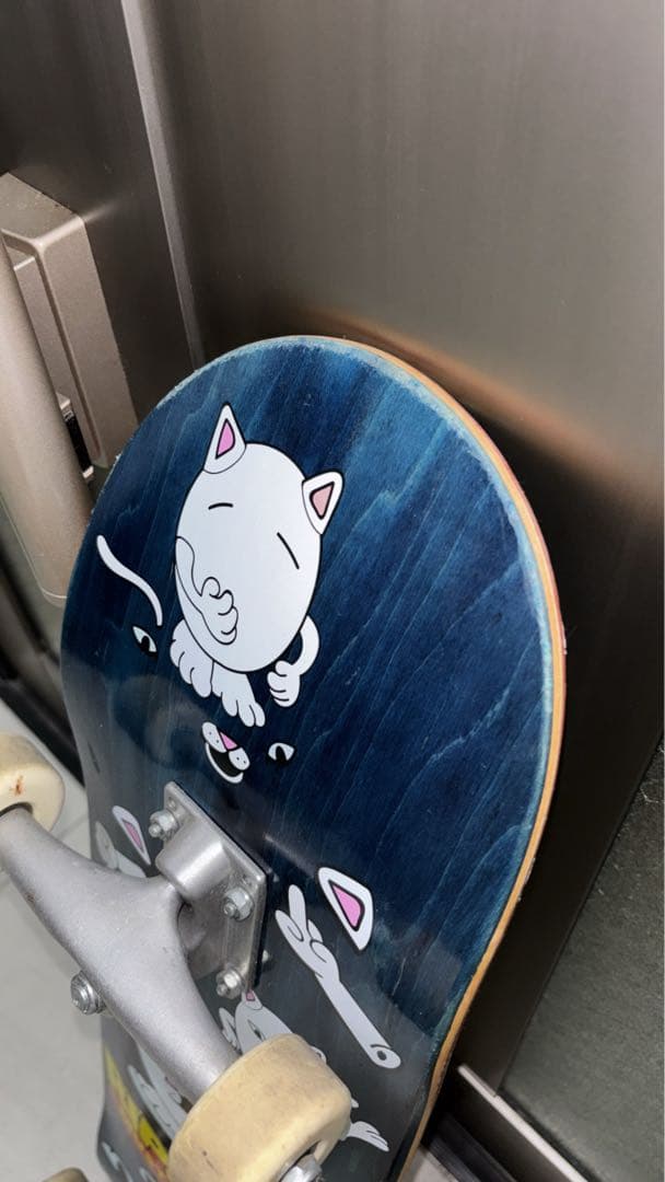 【人気】RIPNDIP スケートボードデッキ