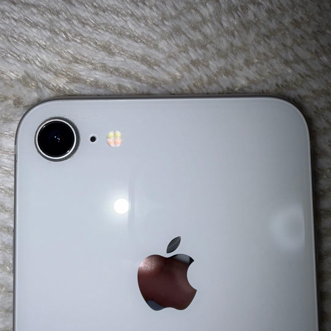 Apple iPhone8 本体 画面傷なし 動作確認済み SIMフリー 初期化 iPhone 8｜