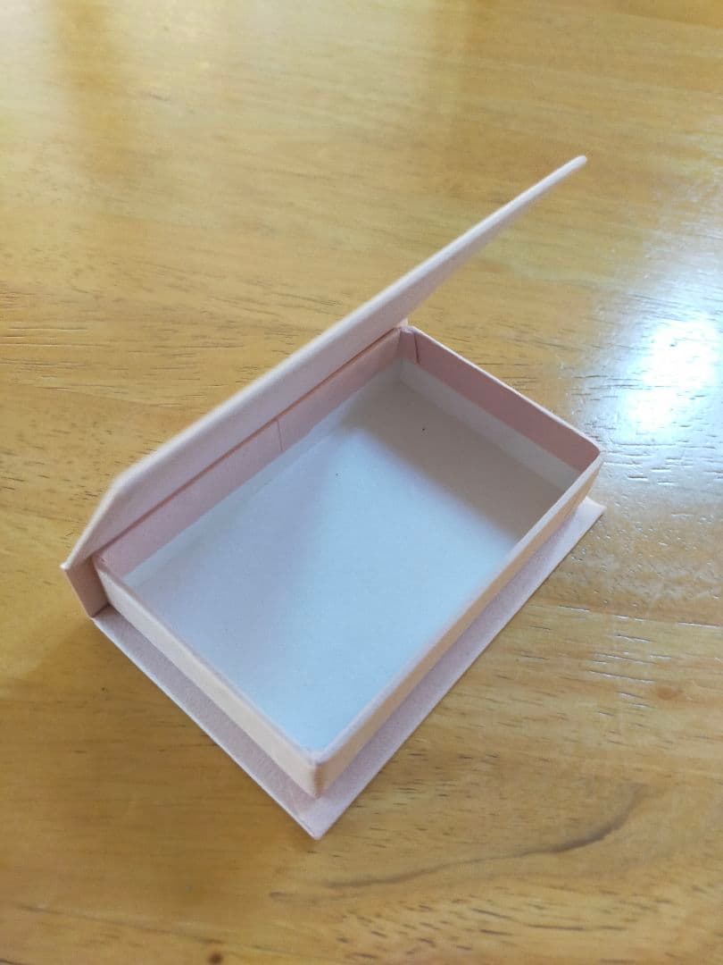 ライトピンク ギフトボックス 約10cm x 7cm 100個