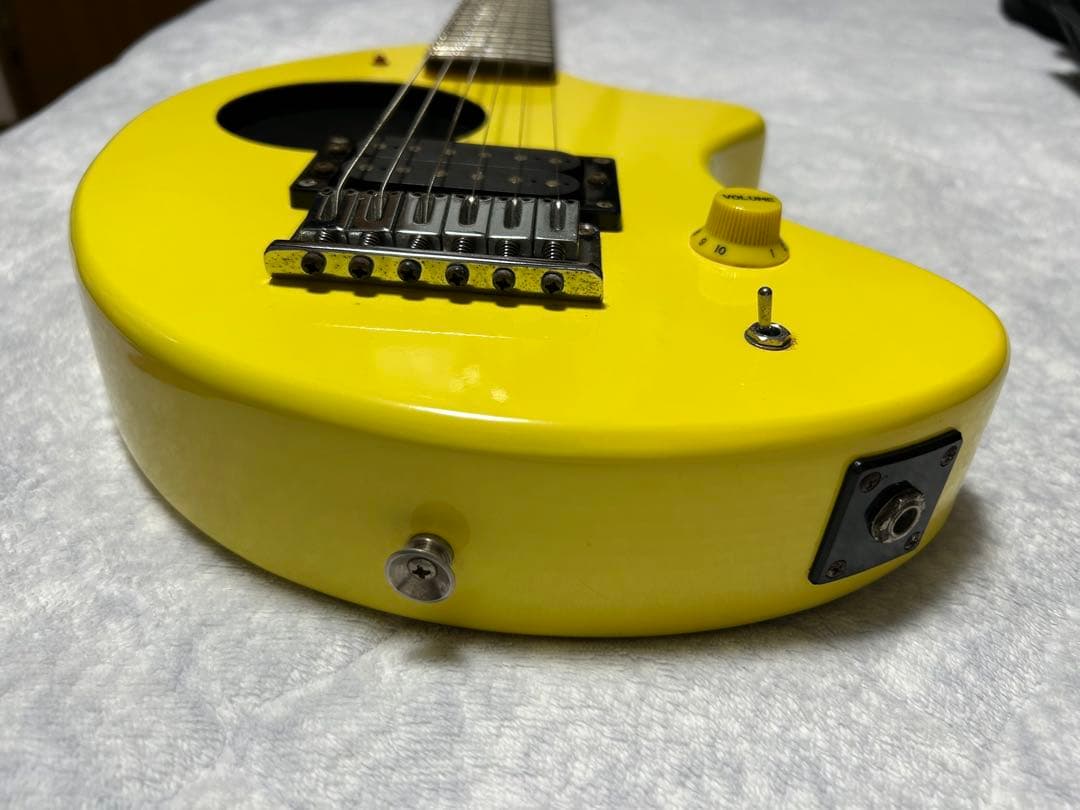 FERNANDES ZO-3 アンプ内蔵ミニギター イエロー 「ジャンク品」