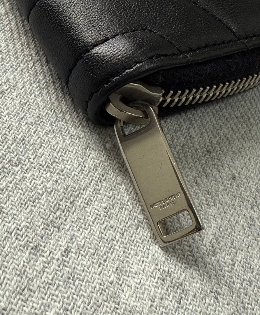 SAINT LAURENT YSLロゴ ケース ラウンドジップ　ブラック