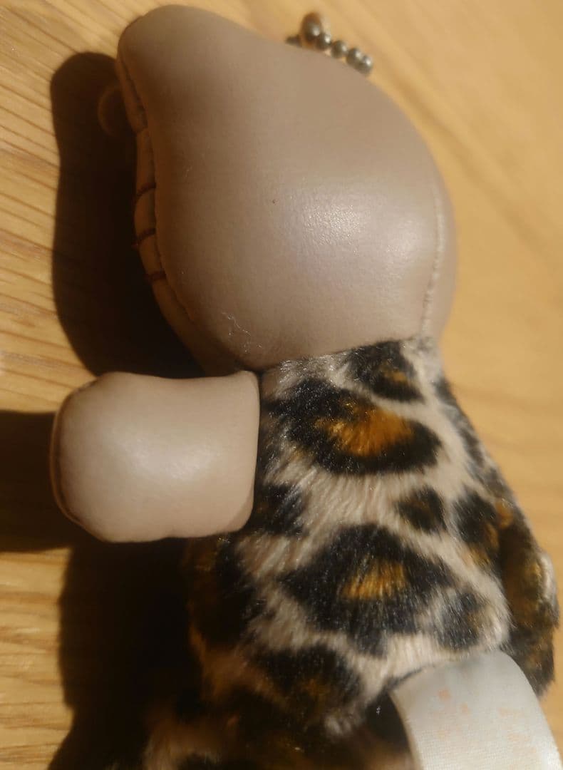 ハローキティ ヒョウ柄マスコット 2個セット