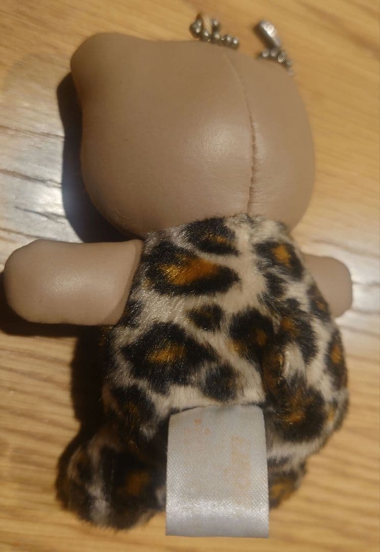 ハローキティ ヒョウ柄マスコット 2個セット