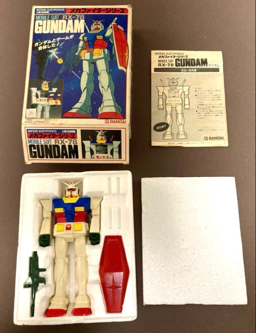1983年製 バンダイ メカファイターシリーズ 機動戦士ガンダム LSIゲーム