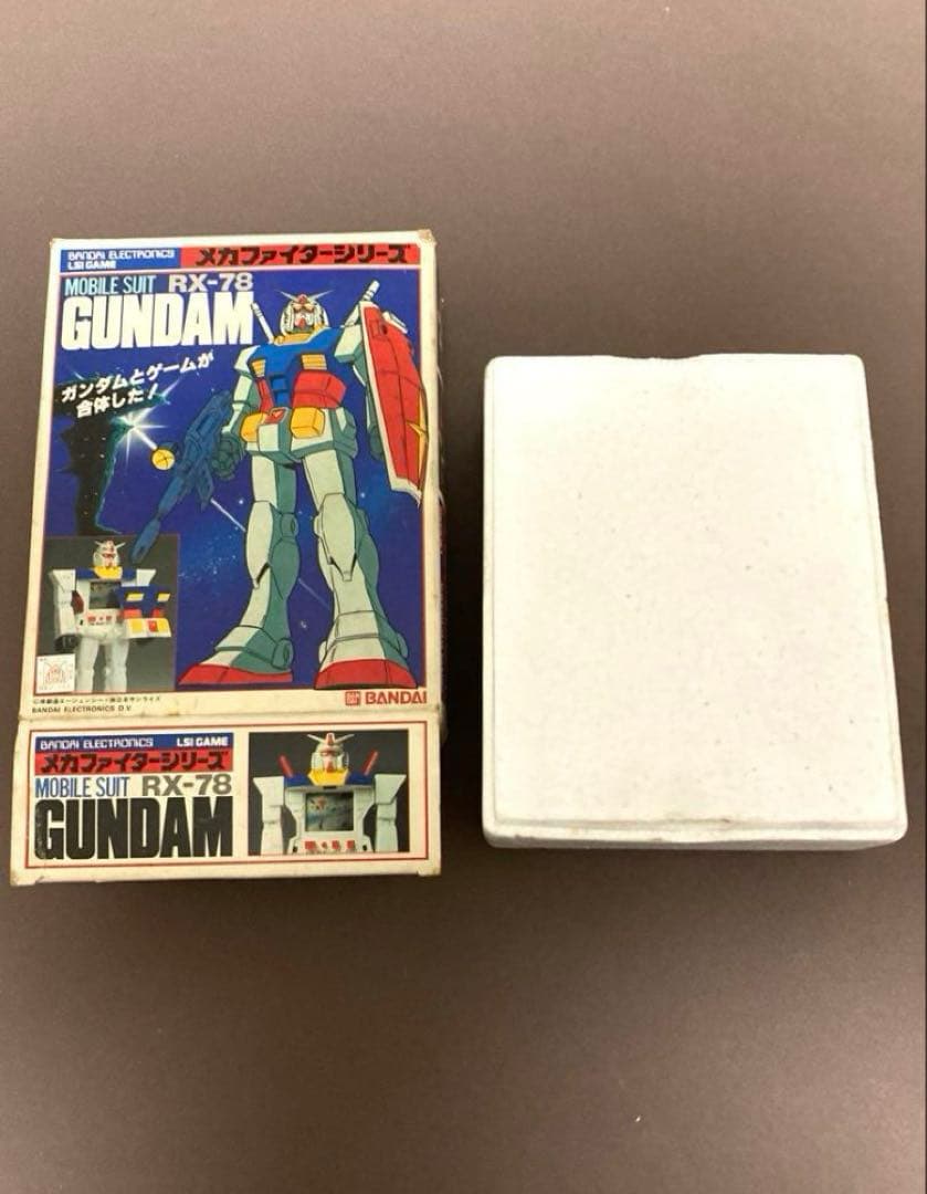1983年製 バンダイ メカファイターシリーズ 機動戦士ガンダム LSIゲーム