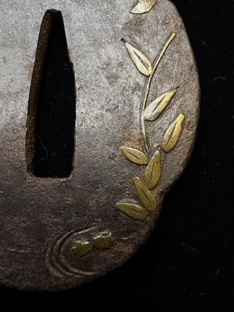 無銘 鉄地水草図鐔 鍔 拵 日本刀 刀装具 骨董 古美術 江戸時代 時代物
