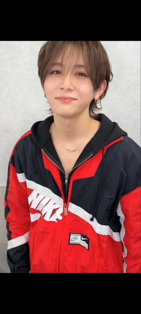 新品☆NIKE☆オーバーサイズ☆RED☆山田涼介着用同モデル☆XS☆ - メルカリ