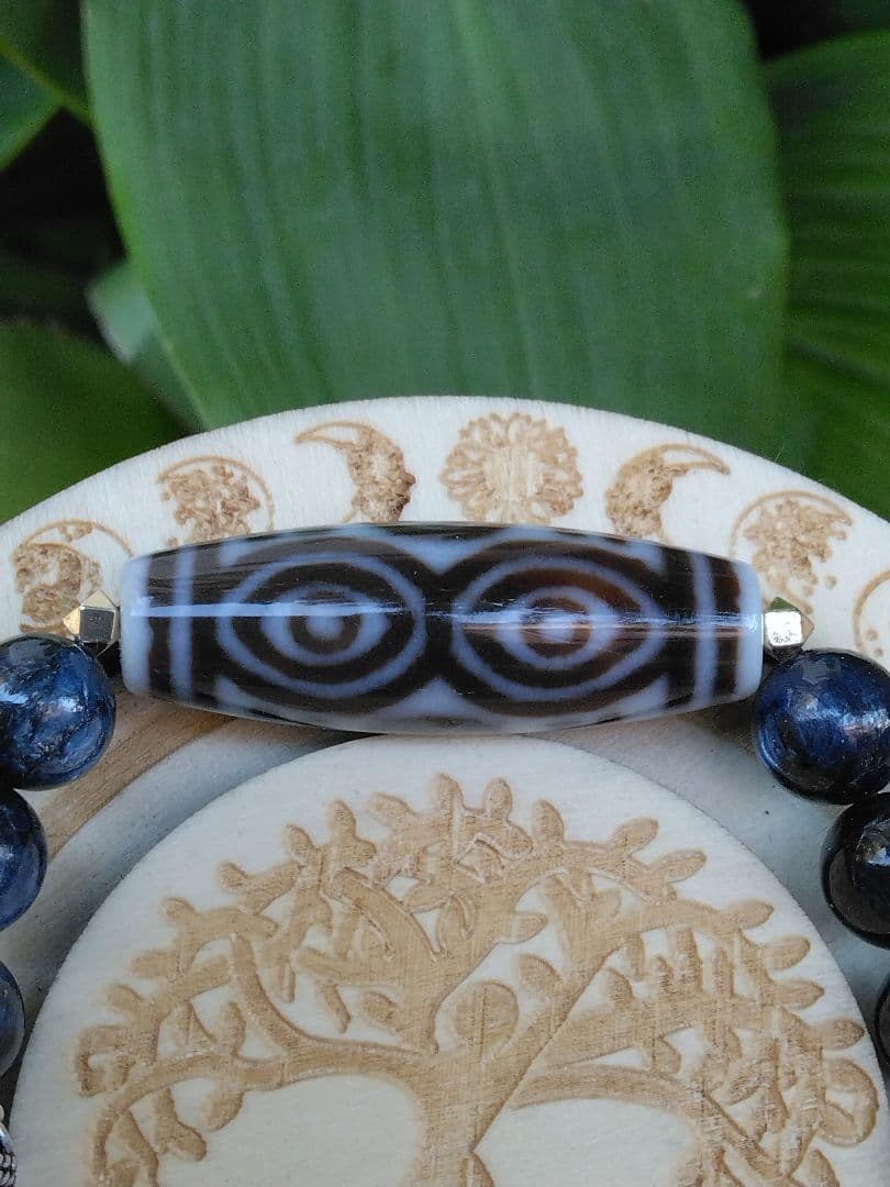 龍神・九眼と共に三大天珠Ⅲ白龍眼天珠ブレスレット❇梵字⭐護符霊符強力