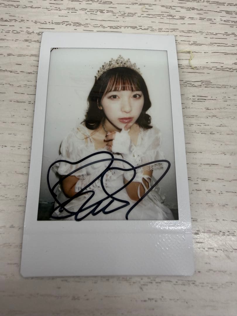 塩川莉世 サインチェキ - メルカリ