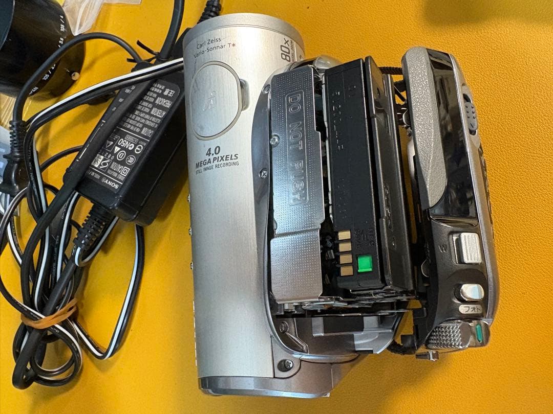 SONY ハンディカム HDR-HC3 ビデオカメラ　充電器　作例あり