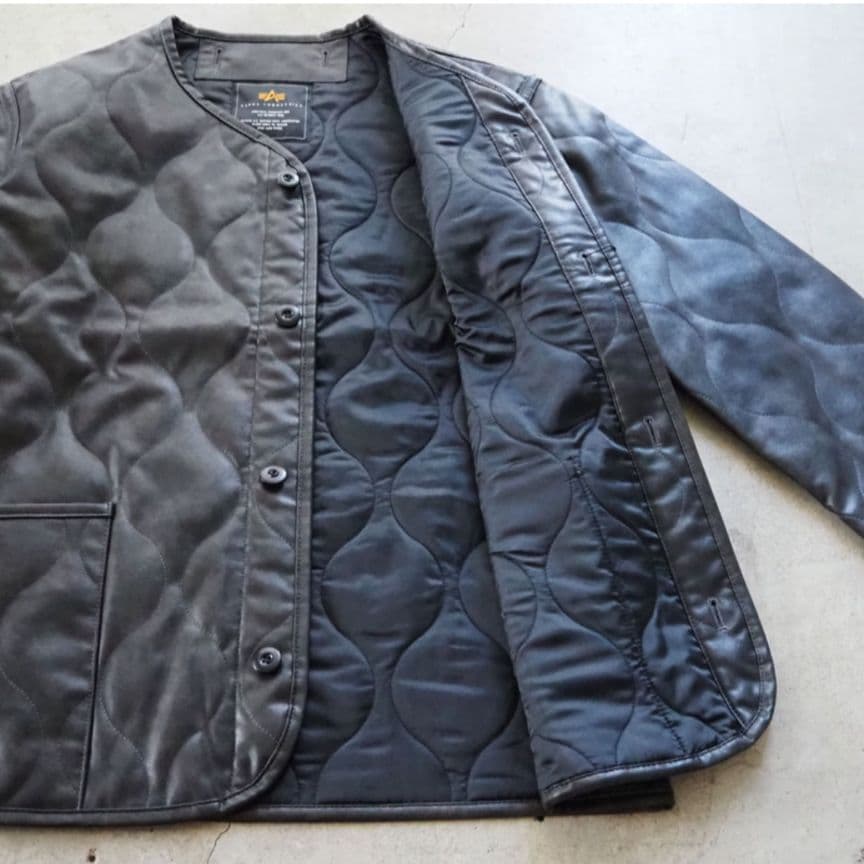 ALPHA INDUSTRIES ブラックレザージャケット S