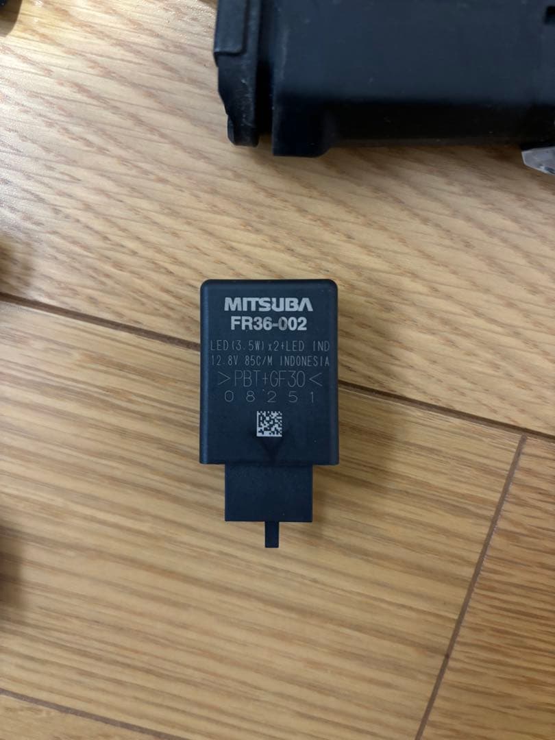 z900rs ウィンカー 4個セット リレー付Z900rs純正ウインカーセット