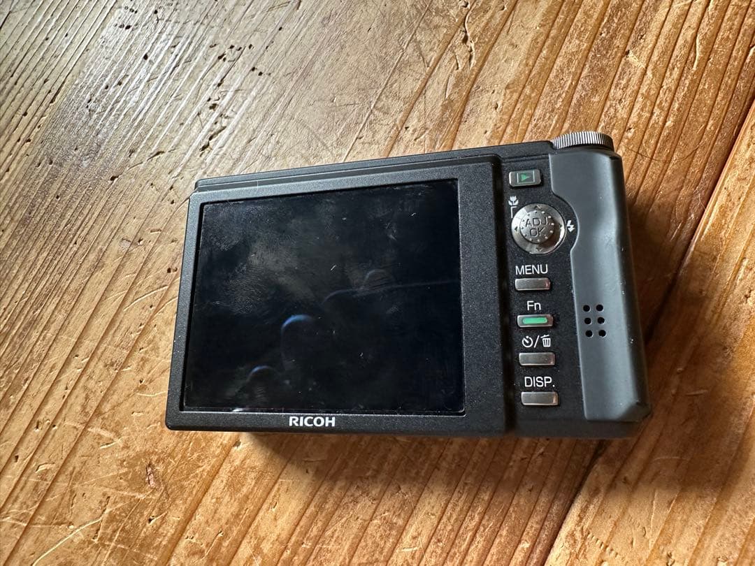 RICOH R10 コンパクトデジタルカメラの通販はau PAY マーケット - 輸入
