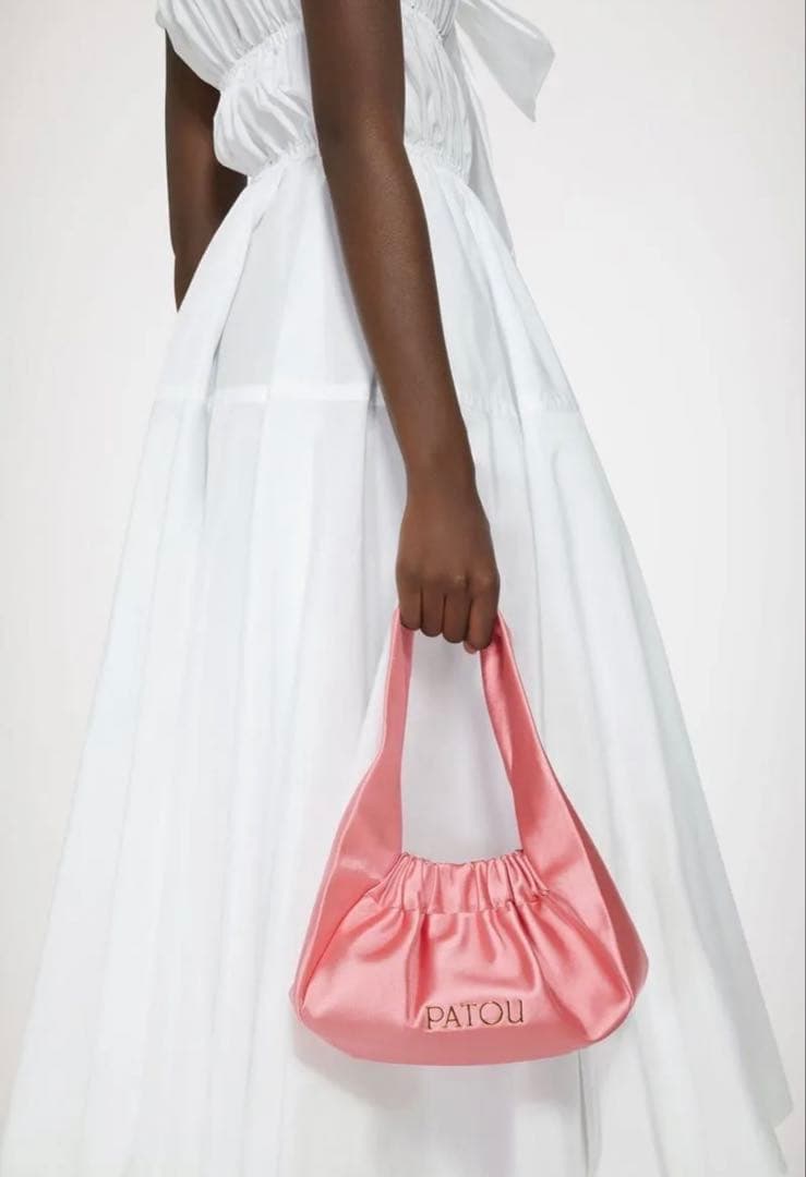 107900円⭐︎値下げ！美品！PATOU パトゥ　パトウ　バッグ　ピンク　サテン
