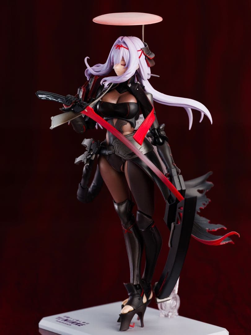 MADHANDSBIG シリーズ可動カラーレジン勝利の女神NIKKE紅蓮