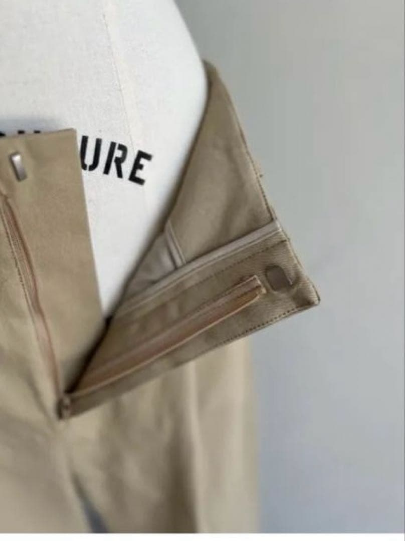 タグ付き　試着のみ　チノパン ベージュ Mサイズ july nine