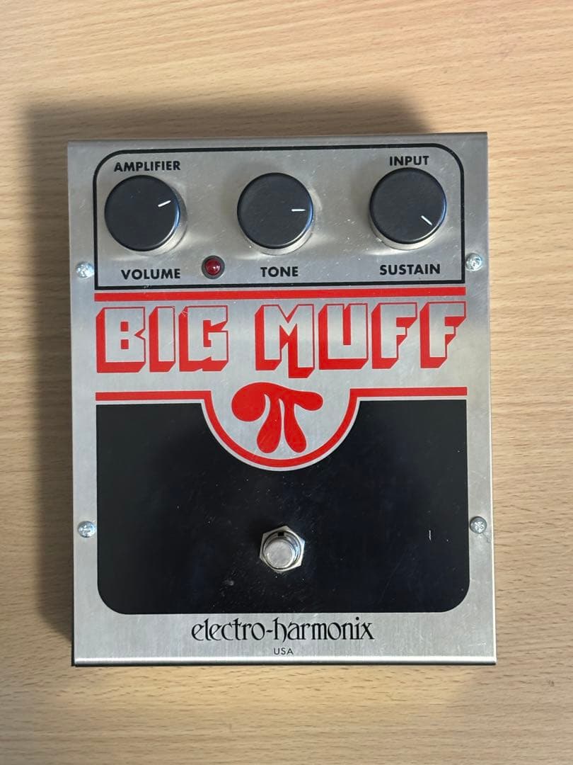 Electro Harmonix BIG MUFF 箱付き Electro Harmonix Russian Big Muff with wooden box - Rockhaus