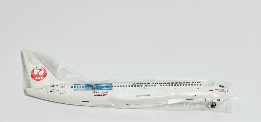 JALUX 1/130 737-800 JTA AMURO JET 未組立品