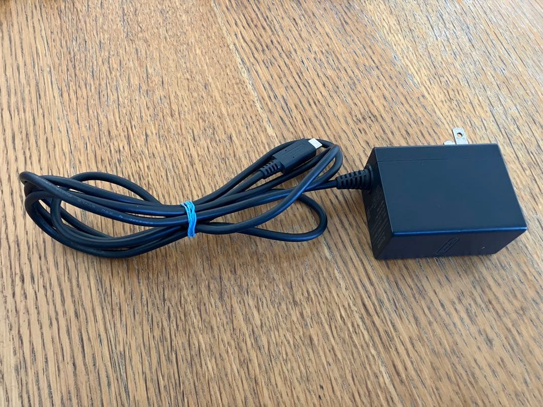 ふ*と様 ｛初期化済み｝Nintendo Switch ネオンブルー/レッド 本