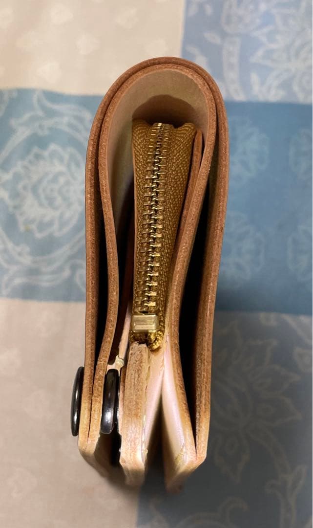 トラッカーウォレット　ミドルサイズ　限定品　一点物　お札を楽に収納　黄茶色手染め