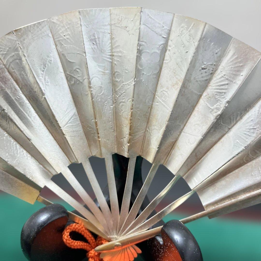12-216)純銀製扇子 雲山作木製台座ケース付き