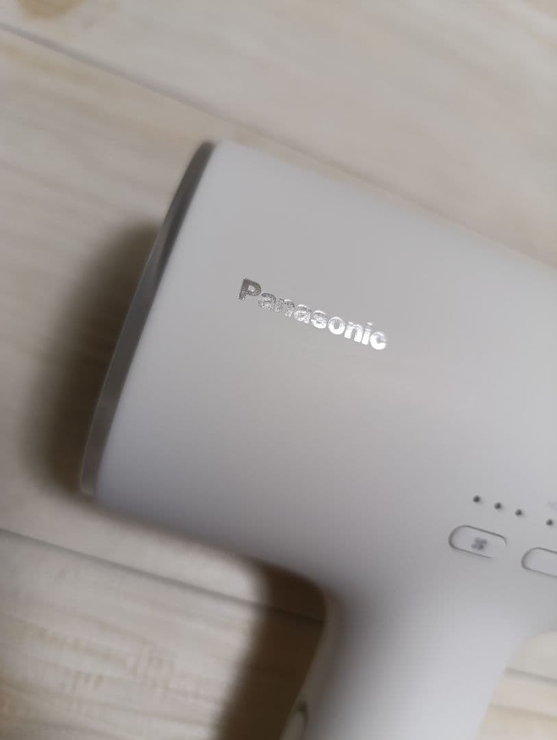 パナソニック ナノケア Panasonic EH-NA0J 23年製 WH