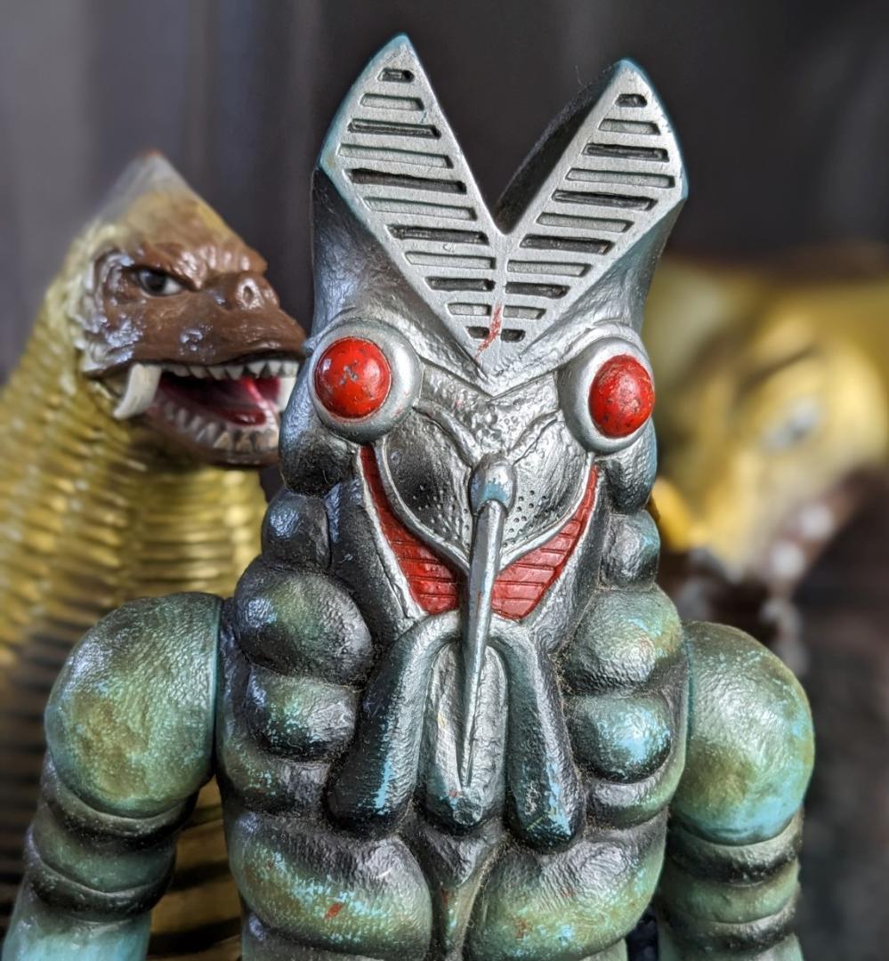 バルタン星人＆レッドキング＆ゴモラ（バンダイ）ビッグサイズソフビ3