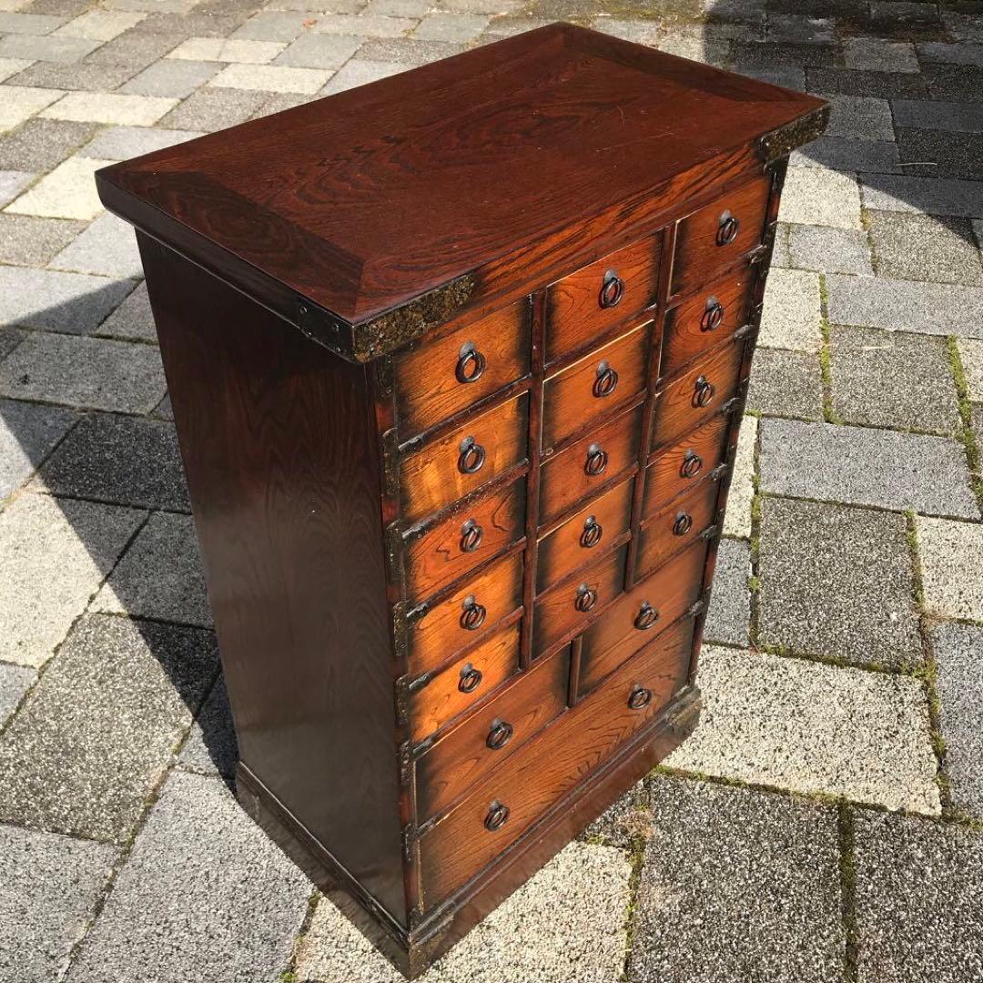 アンティーク伝統的な和風木製箪笥 薬箪笥18引き出し