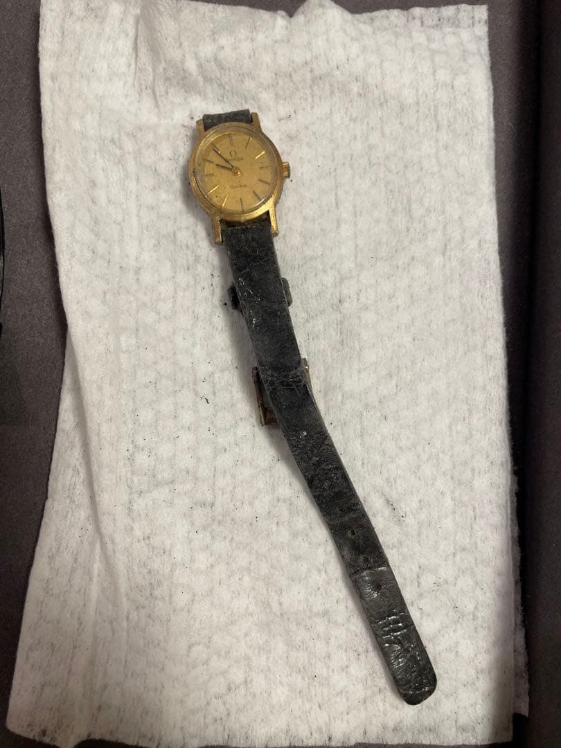 オメガ　OMEGA レディース　Qz 変えベルト付き